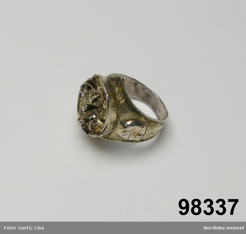 Fingerring