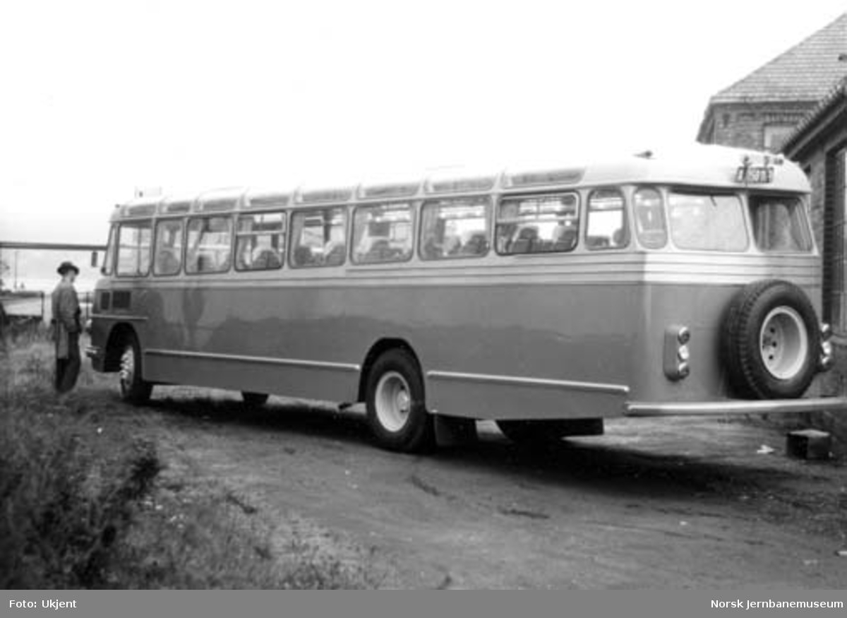 NSB Bilruter Ålesund buss Volvo ved leveranse fra Larvik Karosseri ...